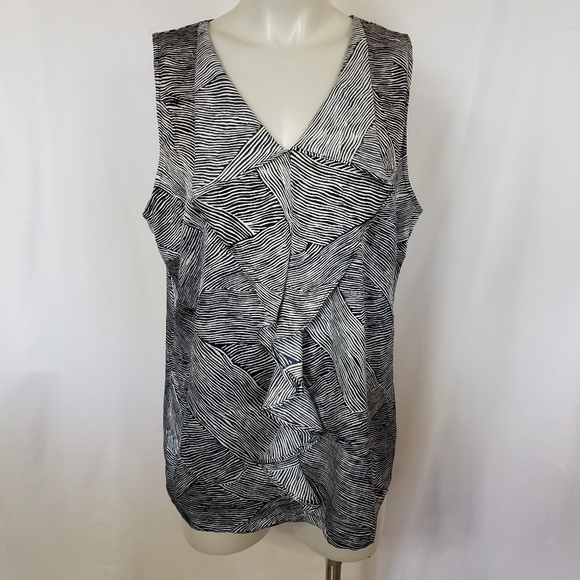 THE Limited multi-directional stripe ruffle - Picture 3 of 7